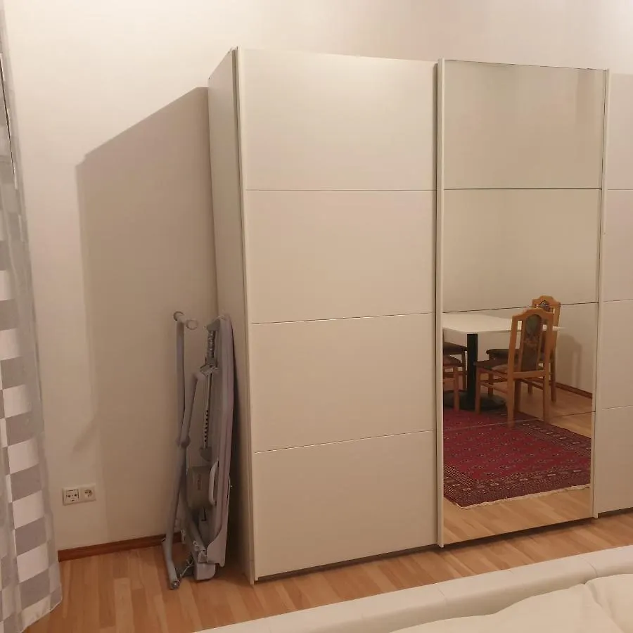 Weisses Appartement Vienna