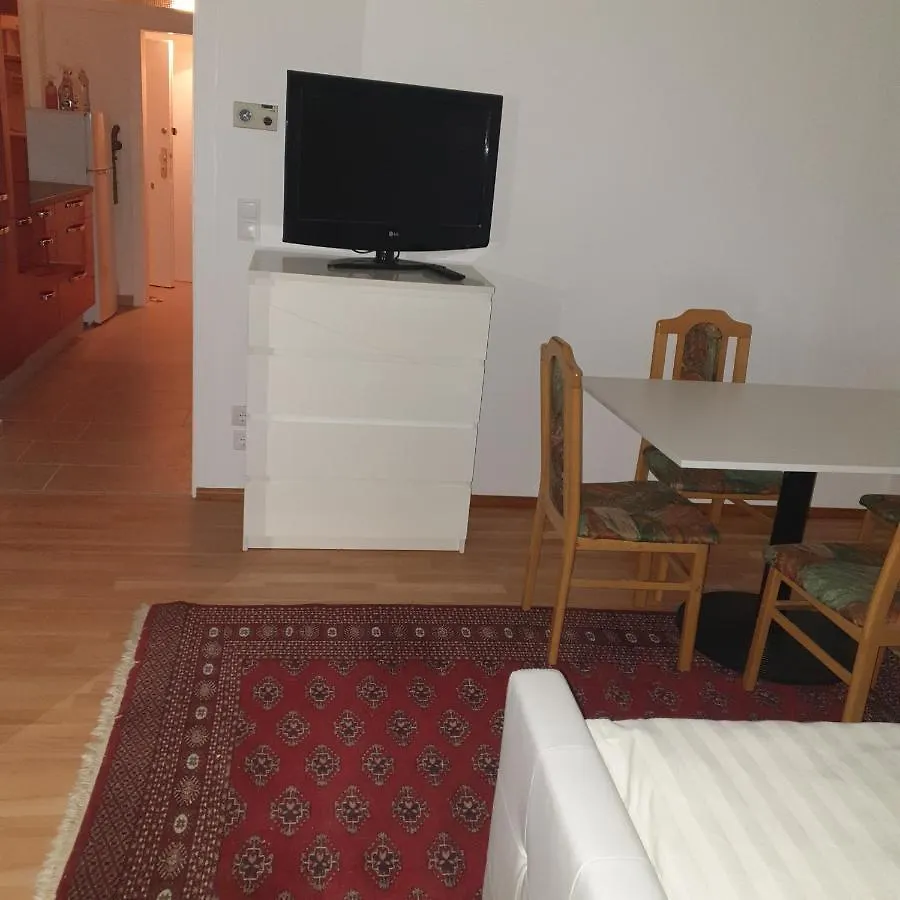 Weisses Appartement Vienna Apartment